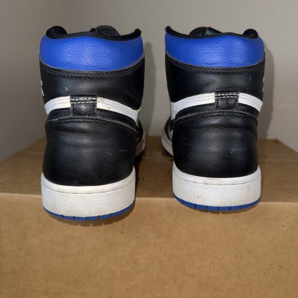 Air Jordan 1 High OG Royal Toe Men’s 10.5 555088-041 Preowned main image 4